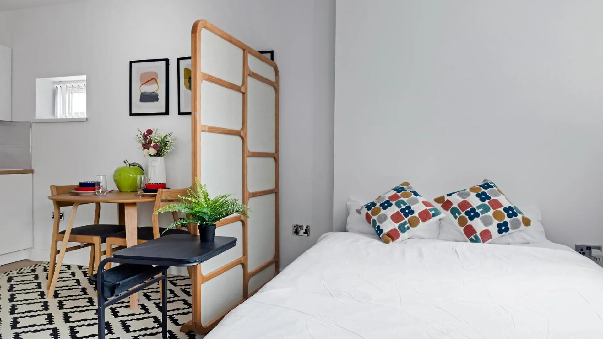Small Studio Arnold Nottingham Apartment